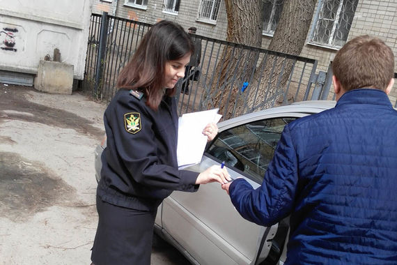 Чтобы снять арест со своей машины, житель Улан-Удэ приехал в Вологду