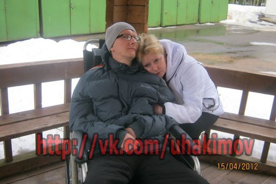 Вологжанину, раненному из травматического пистолета на улице Конева, нужна помощь