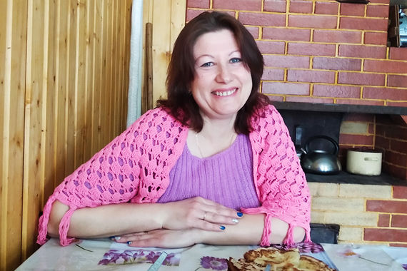 «Не надо мне длинных ногтей,  а то корова к себе не подпустит!»