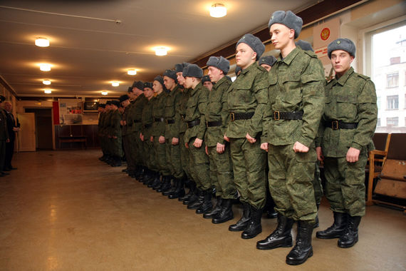 Более 1000 новобранцев пойдут  в армию 