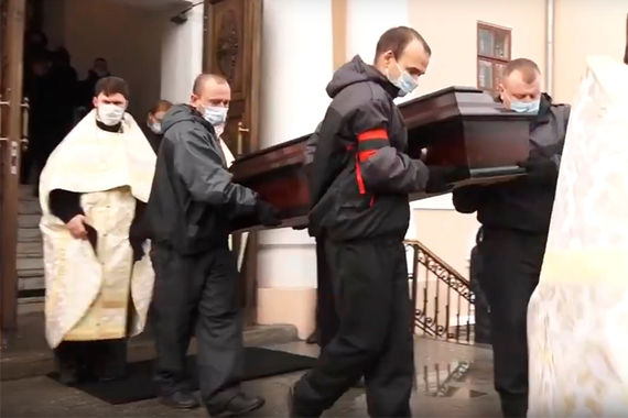 Страшно было признаться,  что дети пошли с чужой тетей