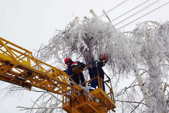 Снежный шторм оставил без света 25 тысяч вологжан 