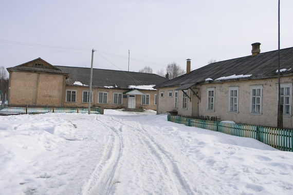 Почему закрываются старшие классы в школе поселка Ючка
